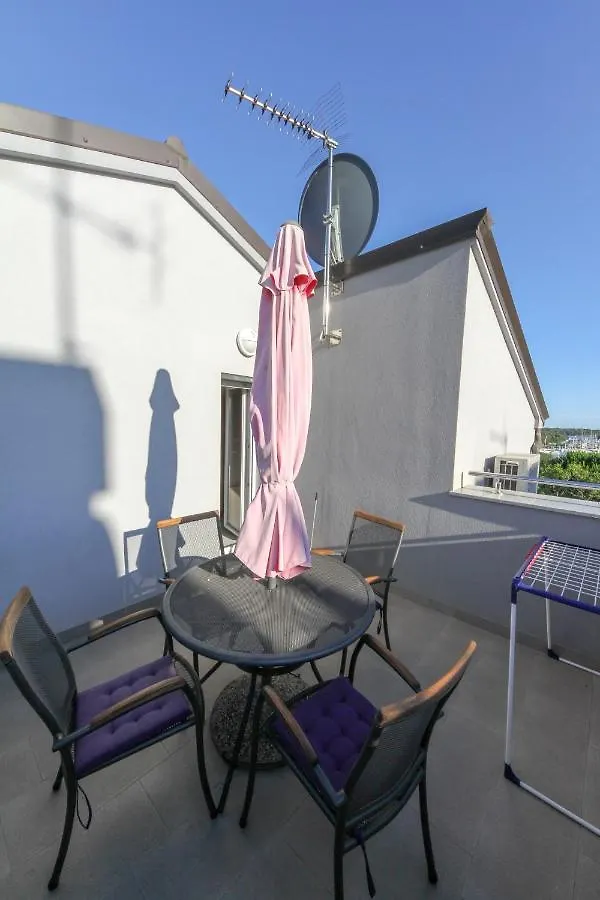 Apartments Borghese Pula