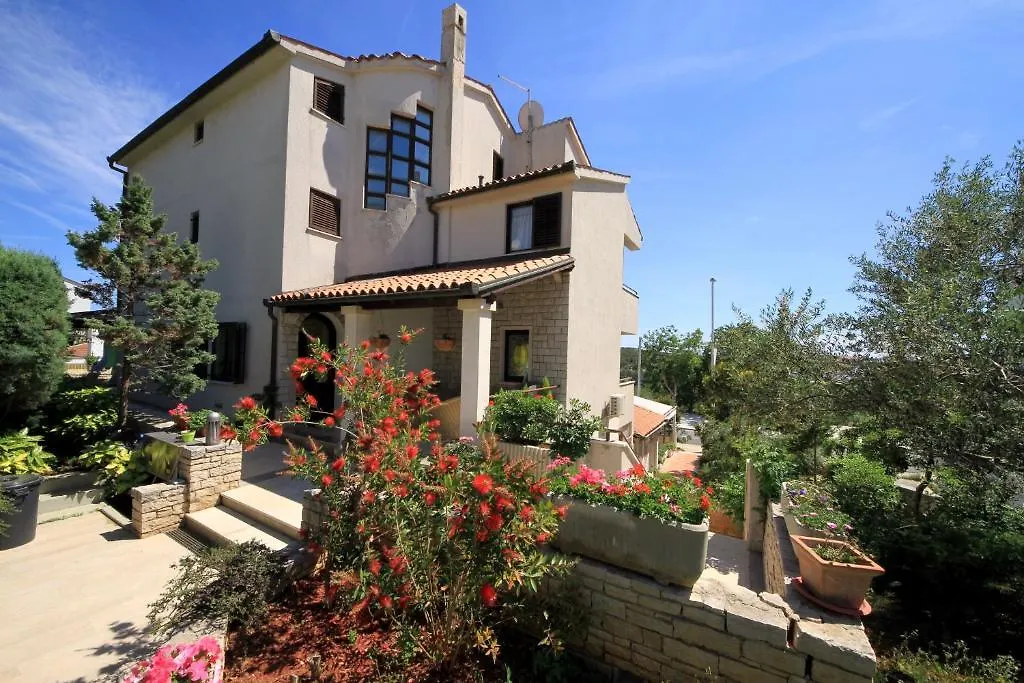 Apartments Borghese Pula